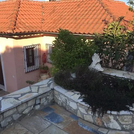 Harry's 1 Apartment